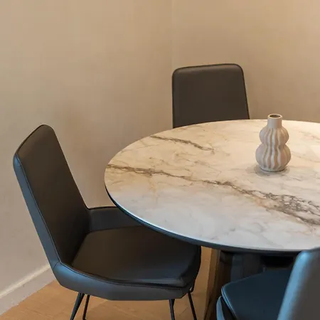 Inn, New Bazaar 公寓